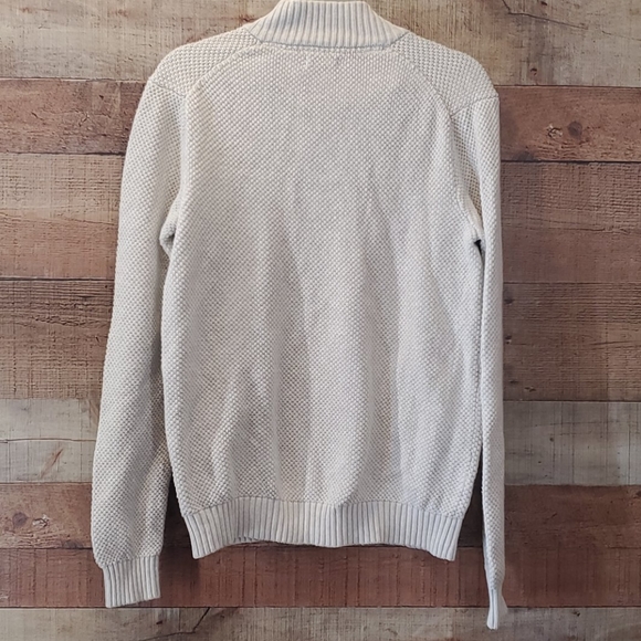 Izod sweater - Picture 8 of 11